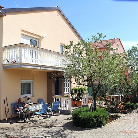 Apartments Kata Biograd Na Moru Exterior photo