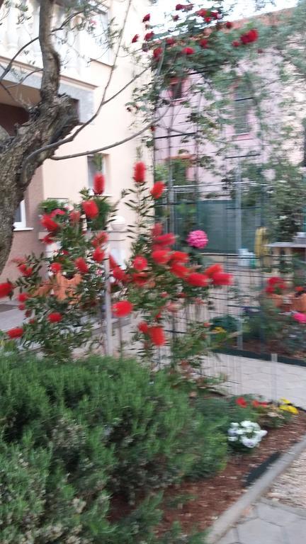 Apartments Kata Biograd Na Moru Exterior photo