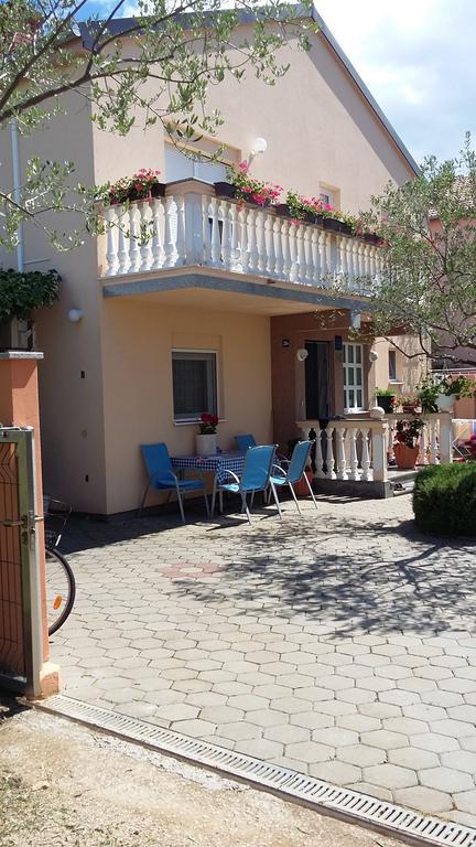 Apartments Kata Biograd Na Moru Exterior photo