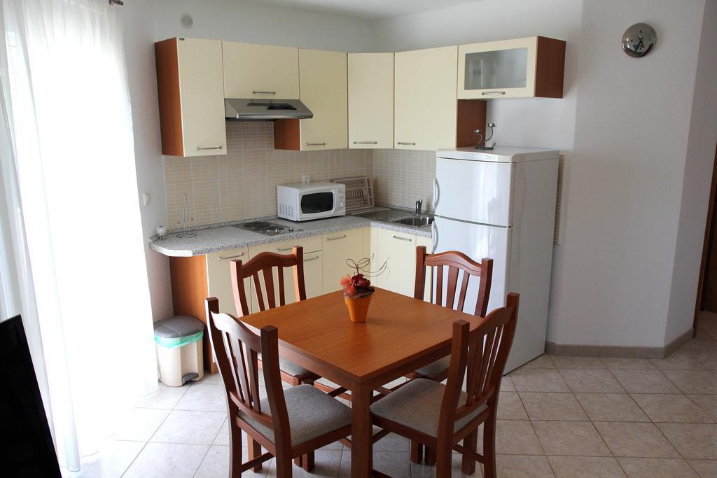 Apartments Kata Biograd Na Moru Exterior photo